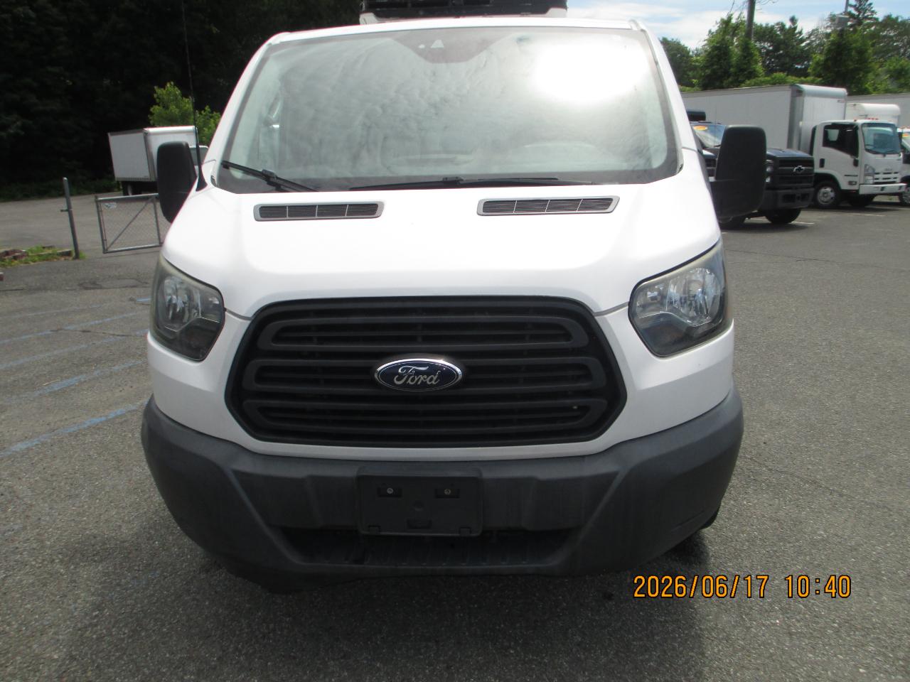 ford transit van 2017 1FTYE2YM6HKA13424 image ford transit van 2017 1FTYE2YM6HKA13424 image